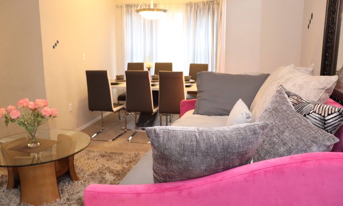 Sandy Springs Apartment | Spacious Accessibility 2R2bts Apt with 4 beds sleeps 6