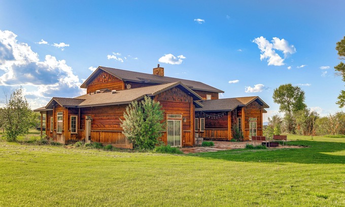 Afton House | Spacious Afton Home: Patio, Grill & Mountain Views