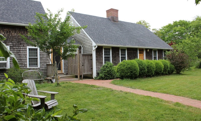 Aquinnah House | Spacious, Air-Conditioned Home Close to Beaches