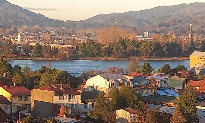 Valdivia Apartment | Spacious and beautiful studio apartment in Valdivia. Unbeatable location and equipment!