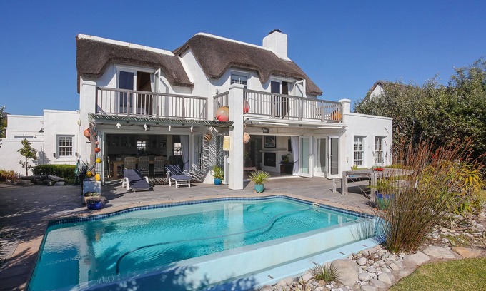 Kommetjie House | Spacious and comfortable, 4 bedrooms, 4 bathrooms