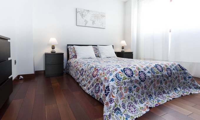 Poligono Alameda Apartment | Spacious and cozy 2 bedroom apartment