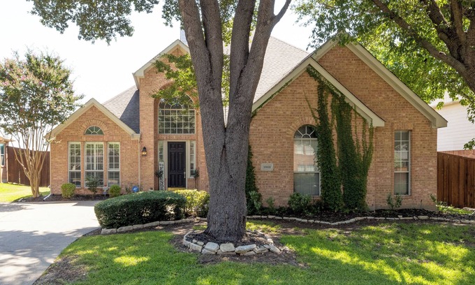 Frisco House | Spacious and inviting family home - PGA Headquarters, Toyota Soccer, Ford Center