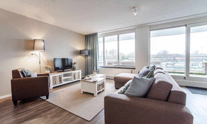 Merenwijk Apartment | Spacious and luxurious apartment - Kaag Resort (17)