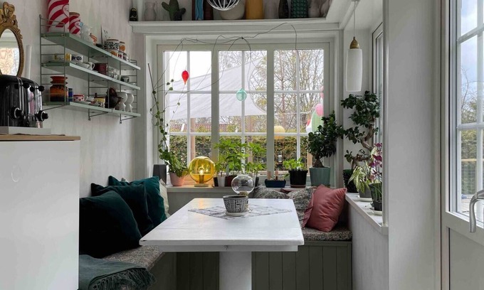 Enskede House | Spacious and renovated 1940s house in cultural area near the city