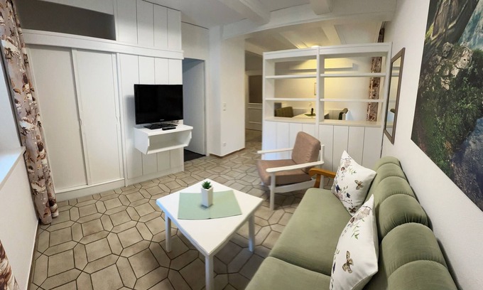 Anzenbach Apartment | Spacious apartment 7 with extra bedroom