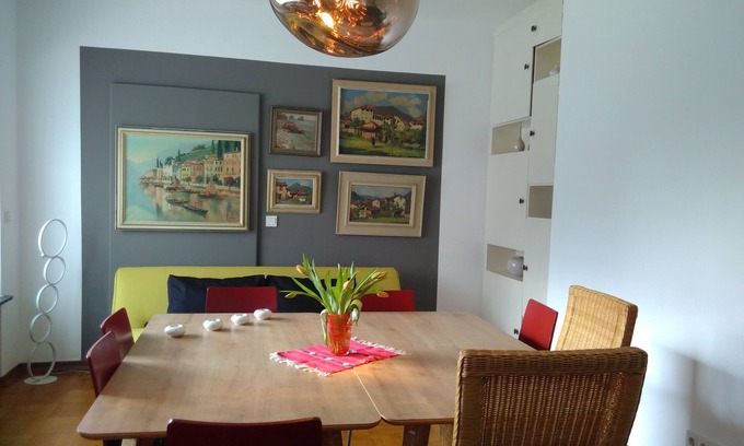Langen Apartment | Spacious apartment in a small 50s villa with large garden and fireplace