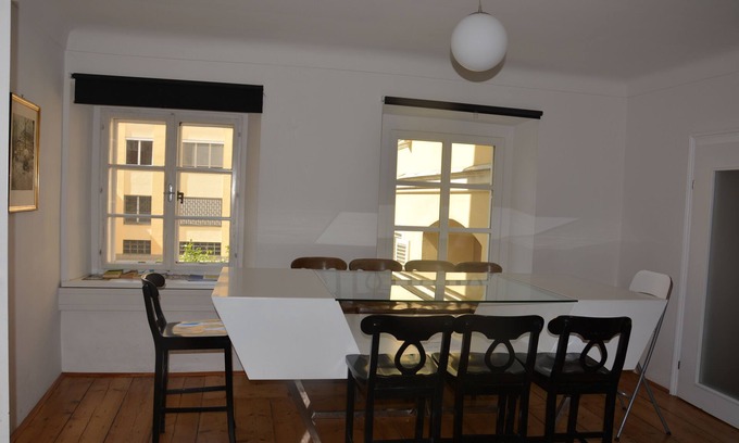Graz City Centre Apartment | Spacious apartment, 2 bedrooms, walk-through room, Graz center