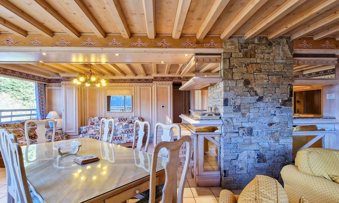 Flaine Apartment | Spacious Apartment · Central Location · Sauna · Free Unlimited WIFI