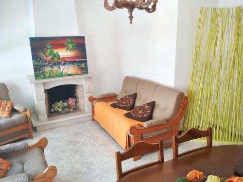 Espinho Apartment | Spacious Apartment in Espinho with Fireplace, 87 sqm