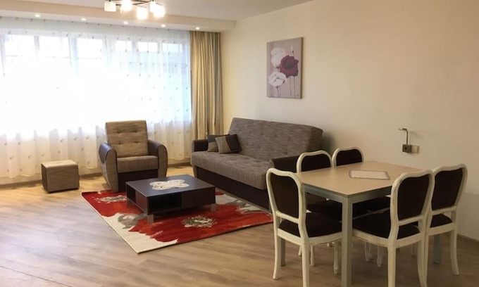 Kintai Apartment | Spacious Apartment in Kintai