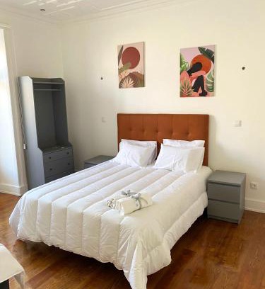 Penha de Franca Apartment | Spacious apartment in Lisboa - 175 m² - Private Balcony