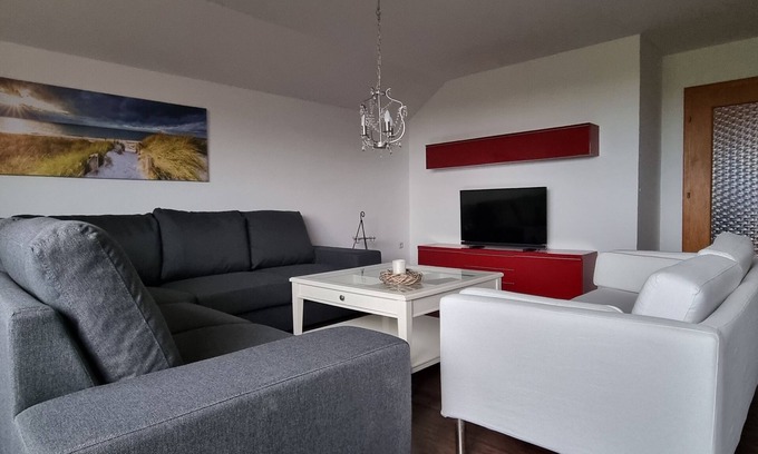 Seefeld Apartment | spacious apartment with terrace, no mass tourism, WiFi, no city tax