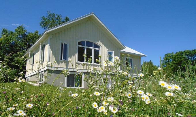 Tay Valley House | spacious, artisan home/64 rural, pastoral acres/1 hr west of Ottawa