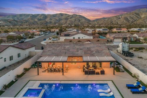 Desert Hot Springs House | Spacious Backyard, Pool & Hot Tub, Gameroom by MariamsBnb