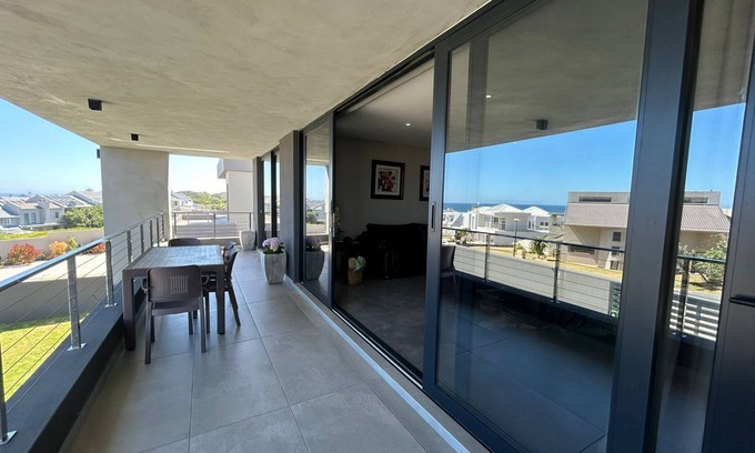 Bothastrand Apartment | Spacious Beach Breakaway