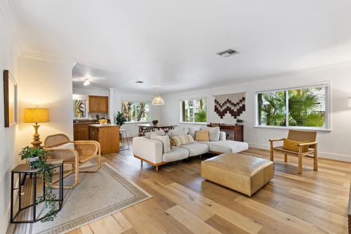 Hendricks and Venice Isles Apartment | Spacious Beach Apt in Las Olas Blvd