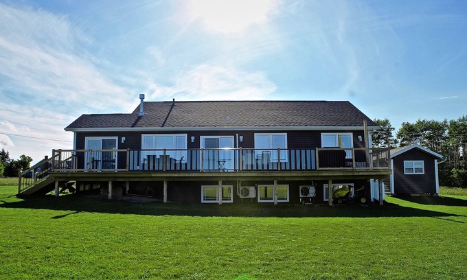 Brackley Beach House | Spacious Beach House/A/C, Bordering Brackley Beach
