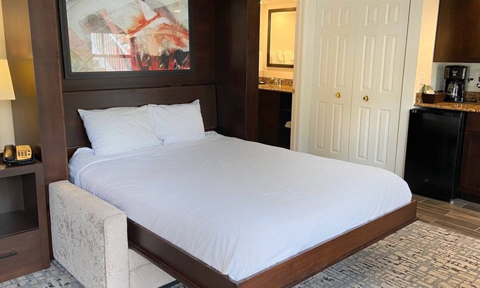 Table Rock Resort | Spacious Branson lodging with Beautiful scenery