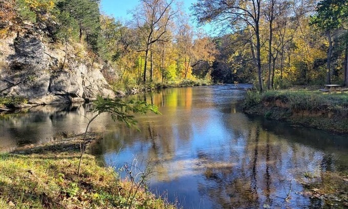 Strasburg Cabin | Spacious Cabin on Cedar Creek, Shenandoah's hidden getaway!