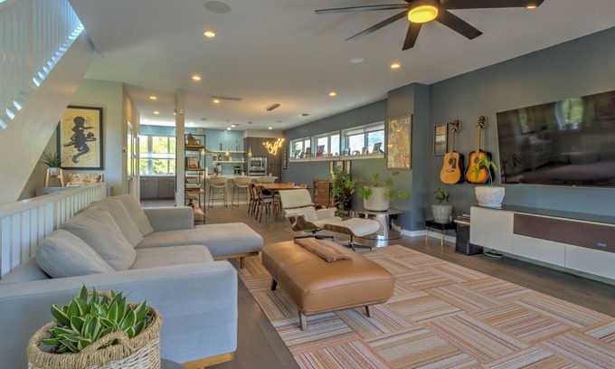 Highland Park West House | Spacious Central Austin Retreat with Hot Tub!