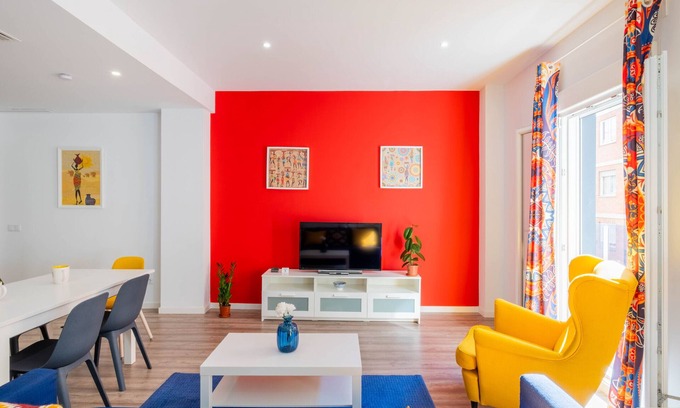 Jesus Apartment | Spacious Clean & Colourful Apt Quiet Zone