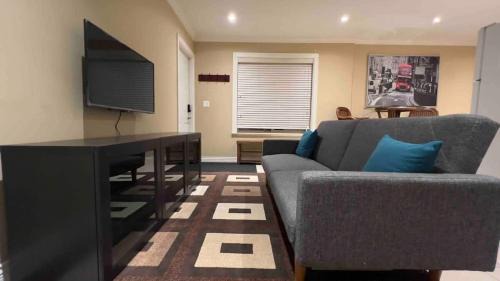 Richmond Apartment | Spacious comfy stay
