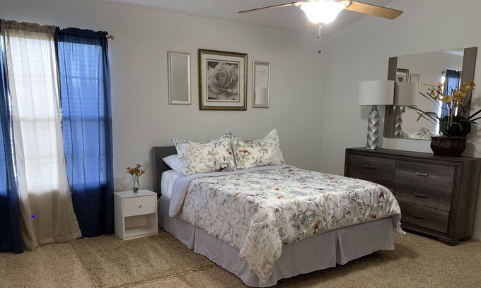 Plymouth Condo | Spacious Condo located just minutes from Orlando theme parks!