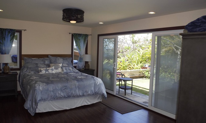 Hawaii Kai Cottage | Spacious Cottage with A/C and Patio