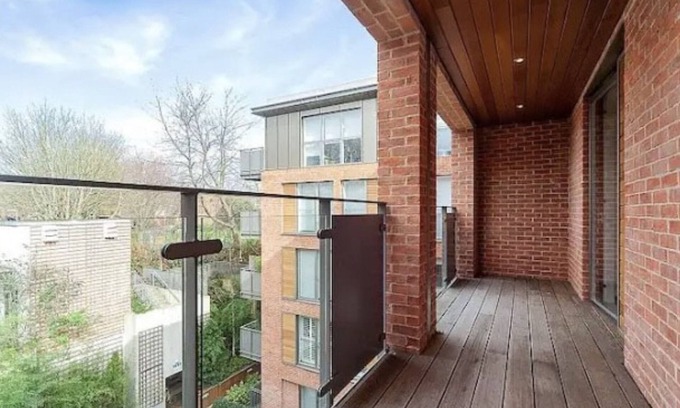 Fortune Green Apartment | Spacious cozy apartment in West Hampstead 2 bedroom
