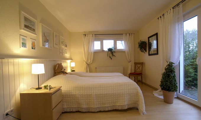 Sahlenburg Apartment | Spacious, cozy vacation apartment for up to 6 people with 3 terraces