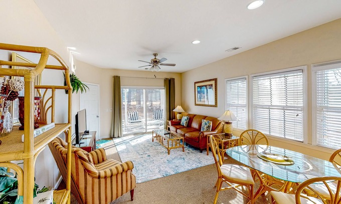Sea Trail Condo | Spacious double condo with pool access, patio & kitchens - snowbird-friendly
