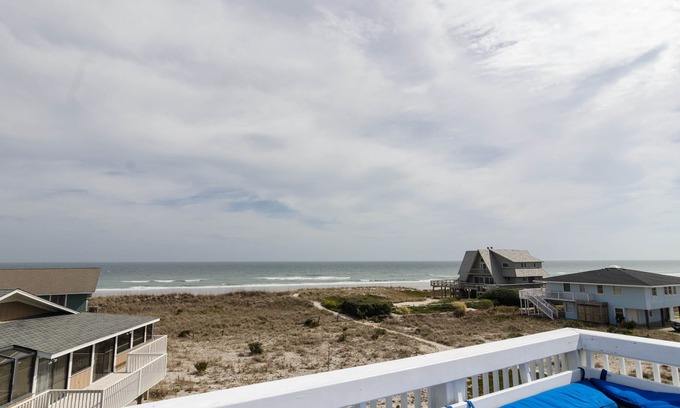 Shell Island House | Spacious family home w unobstructed ocean views!