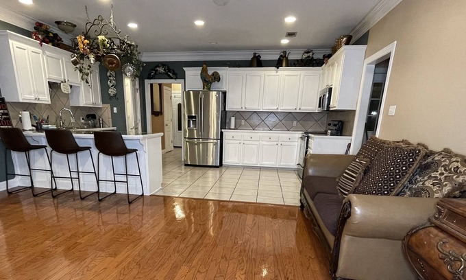 Port Allen House | Spacious family friendly 3 bedroom home