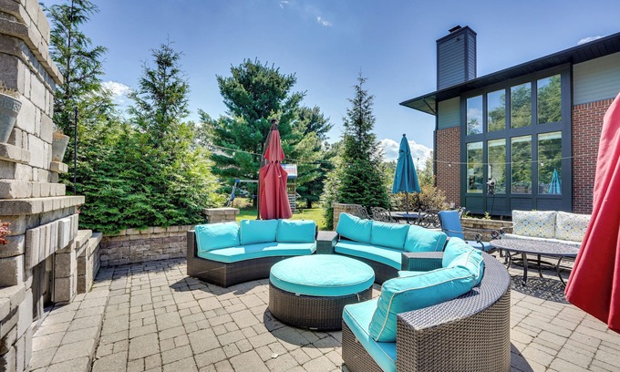 Salem House | Spacious Family Getaway: 8 Mi to Main St Ann Arbor