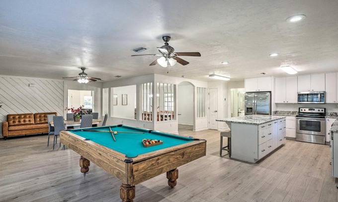 Gainesville House | Spacious Family Home with Backyard in Gainesville!