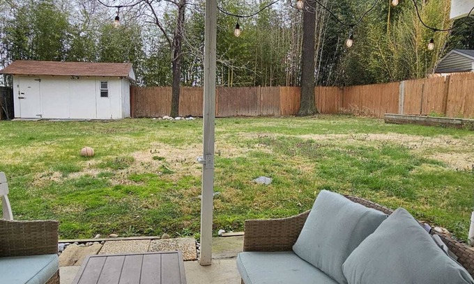 Wheaton-Glenmont House | Spacious Family sized Home near Metro Station