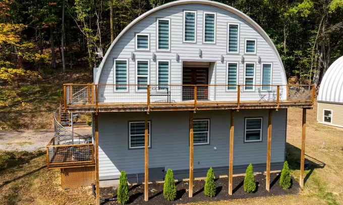 Millersville House | Spacious Family Retreat/N. Nashville. Best Blend of comfort & Nashville vibes.