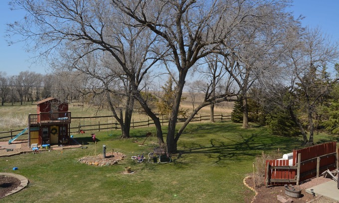 Winfred Cabin | Spacious Farm Stay