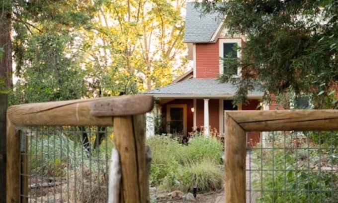 Orangevale House | Spacious Farmhouse on Organic Farm