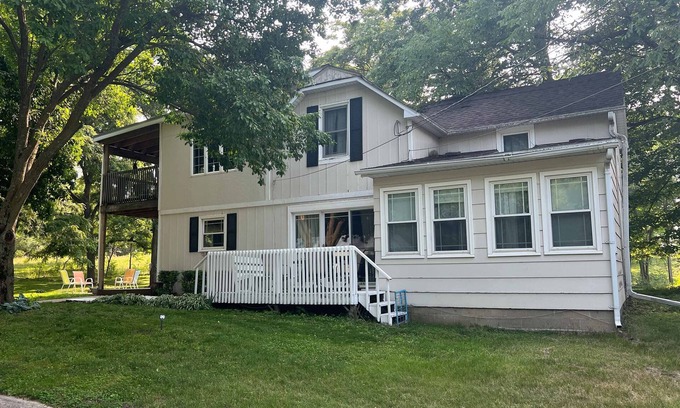 Colfax Other | Spacious Farmhouse w/firepit, 1.5 mi off I-80, 13 mi from Adventureland Resort.