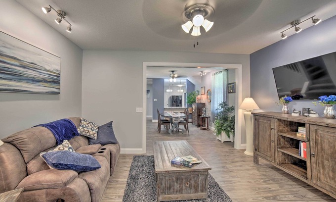 Fort Wayne House | Spacious Fort Wayne Condo w/Porch + Storage!