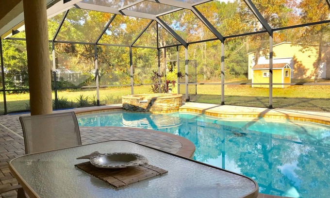Lecanto House | Spacious, fully furnished family friendly 3 bedroom home with private pool.