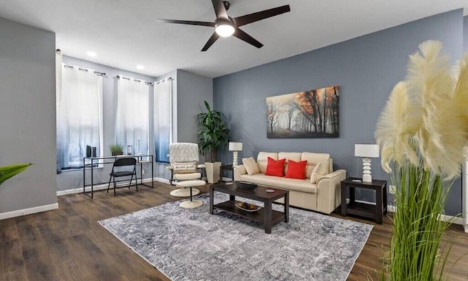 Erie Apartment | Spacious fully remodeled king size bed apartmentnSleeps four