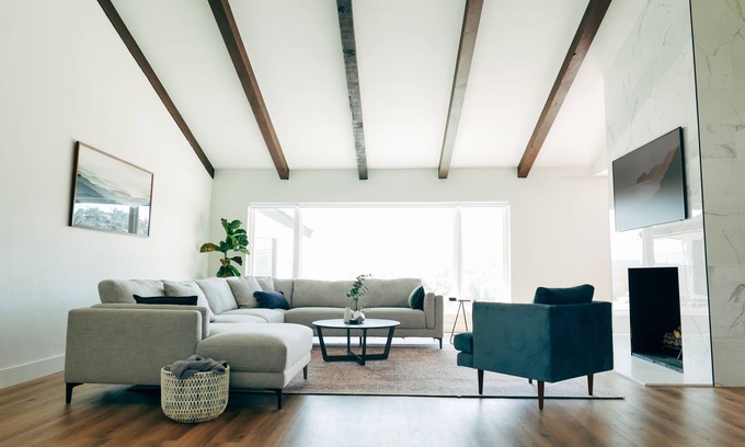 El Cajon House | Spacious & Fun - 5BR/4BA Pool Table Hot Tub