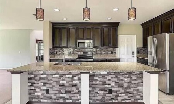 Marbella House | Spacious, Fun & Convenient