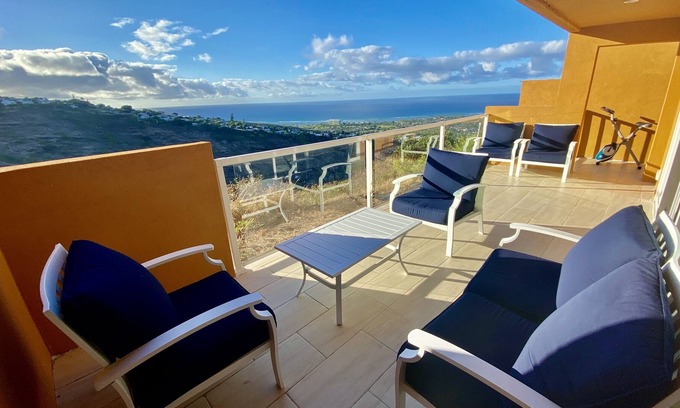 Kahala House | Spacious, gated home with ocean and city views