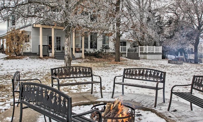 Ahsahka Apartment | Spacious Gifford Retreat with Scenic Farmland Views