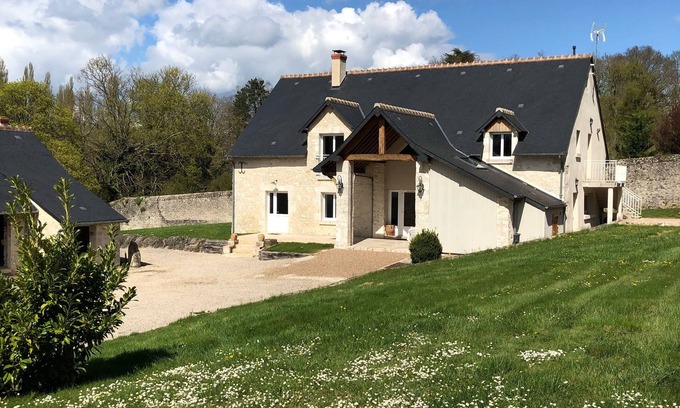 Landes-le-Gaulois Villa | SPACIOUS GITE NEAR THE CHÂTEAUX DE LA LOIRE AND 1 H FROM THE BEAUVAL ZOO