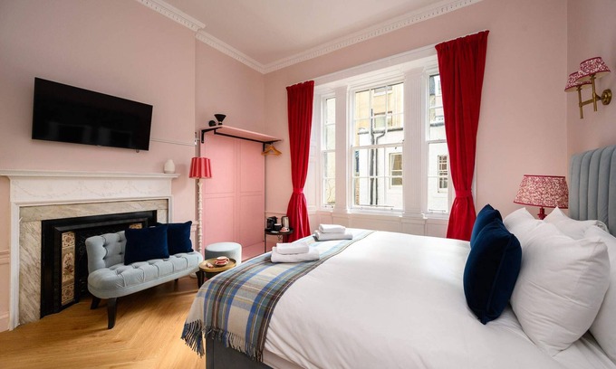 New Town House | Spacious Ground Floor Super King
